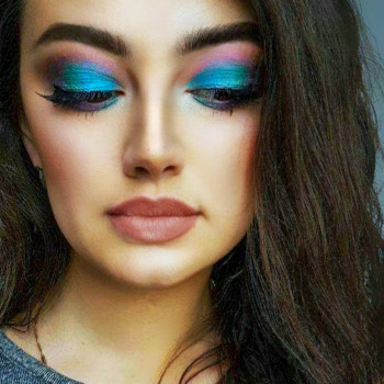 Цветной фантазийный макияж