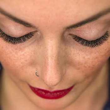 Наращивание ресниц
                    Лешмейкер Екатерина Харків