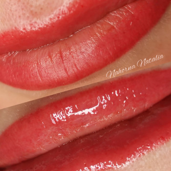 Акварельные губы после первой процедуры