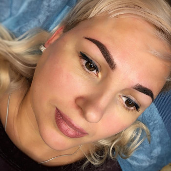 Обновление Перманентного Макияжа
                    Мастер перманентного макияжа Диана Харьков