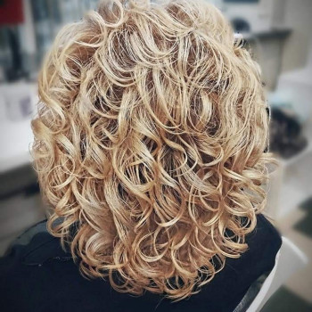 Свадебная прическа
                    Парикмахер Елена Харьков