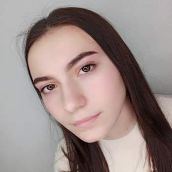 Моделювання та фарбування брів
                    Мастер перманентного макияжа Александра Кривой Рог