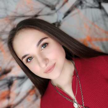 Моделювання та фарбування брів
                    Мастер перманентного макияжа Александра Кривой Рог