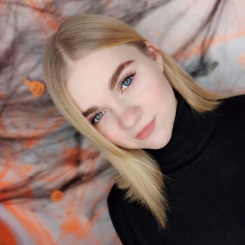 Моделювання та фарбування брів
                    Мастер перманентного макияжа Александра Кривой Рог