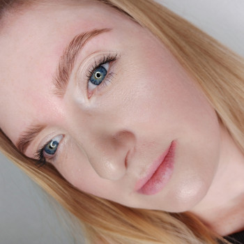 Моделювання та корекція брів
                    Майстер перманентного макіяжу Александра Кривий Ріг