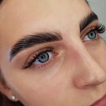 Ламинирование бровей
                    Визажист Елена Запорожье