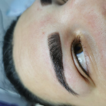 Перманентный макияж
                    Бровист Виктория Запорожье