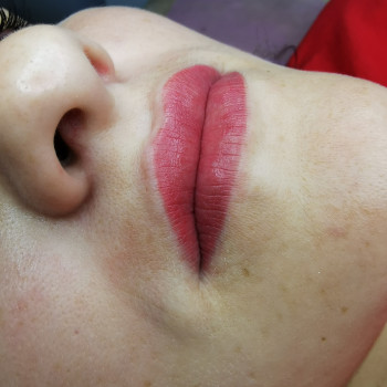 Перманентный макияж
                    Бровист Виктория Запорожье