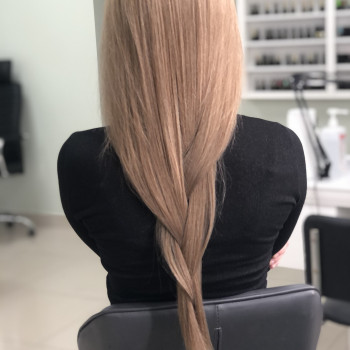 Сложное окрашивание
                    Перукар Римма Харків