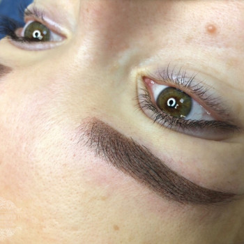 Перманентный макияж бровей
                    Мастер перманентного макияжа Лидия Киев