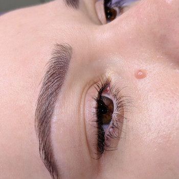 Перманентный макияж бровей
                    Мастер перманентного макияжа Лидия Киев