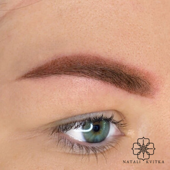 Перманентний макіяж брів