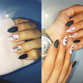 На миндальных ногтях мрамор смотрится лучше всего.