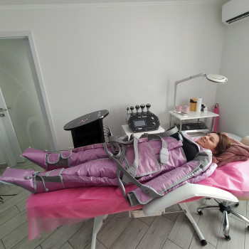 Пресотерапія
                    Косметолог Ирина Черкассы