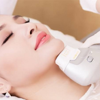 Смас лифтинг кожи лица и тела
Аппаратное воздействие 
Быстро