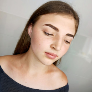 Оформление бровей