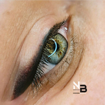 Перманентный макияж век