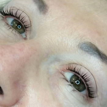 Ламинирование ресничек.