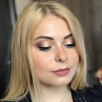 Вечерний макияж
                    Визажист Юлия Киев