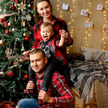 новогодняя фотосессия, семейная фотосессия, фотосессия в рубашке