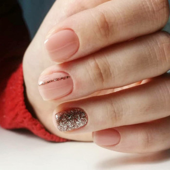 Маникюр
                    Майстер манікюру Анна Херсон