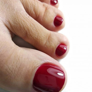 Педикюр
                    Мастер маникюра Анна Херсон