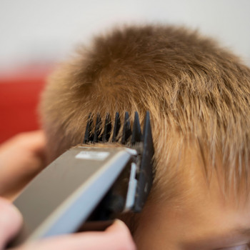 Классические и модельные стрижки
                    Парикмахерская Симпа Киев