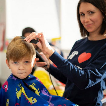 Классические и модельные стрижки
                    Парикмахерская Симпа Киев