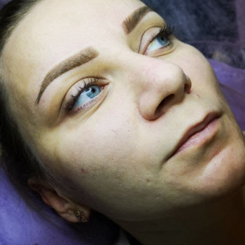 Зробити пудрове напилення брів Бровари