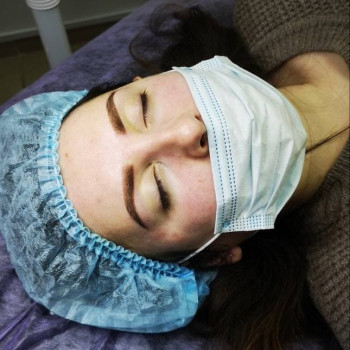 Зробити татуаж брів салон краси Бровари