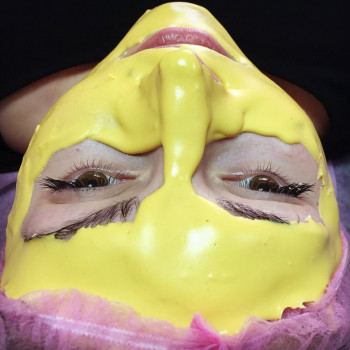 Атравматическая 3D чистка лица + сыворотка + альгинатная маска
                    Косметолог Валерия Одеса