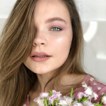 Макияж на фотосессию или видео-съемку
                    Бровист Таисия Львов