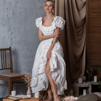 ніжна фотосесія, фотосесія у сукні, жіночна фотосесія