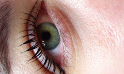 Ламинирование ресниц Майстер перманентного макіяжу Виктория Київ