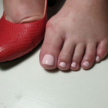 модний педикюр