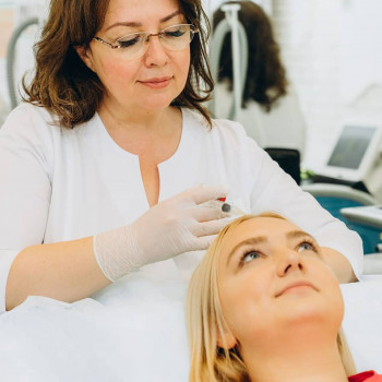 Биоревитализация
                    Косметолог Мария Київ