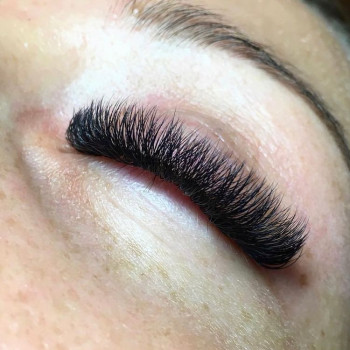 Нарощення вій
                    Лешмейкер Юлия Миколаїв