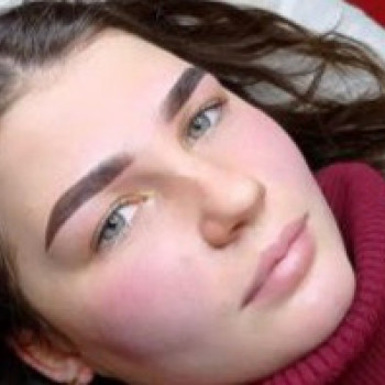 Пудровые брови.