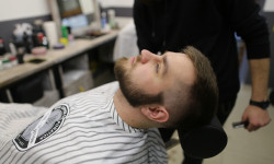 Камуфлювання бороди і вусів Барбершоп Mr.Colt Львів