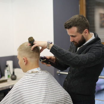 Батько + син
                    Барбершоп Mr.Colt Киев