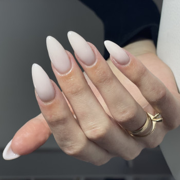 Нарощення / корекція нігтів
                    Салон красоты Rozmary Львов