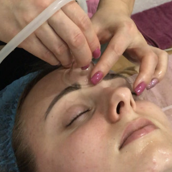 Вакуумный/вакуумно-роликовый/комби массаж лица
                    Массажист Юлия Полтава