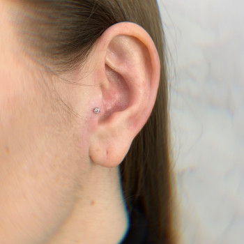 Пирсинг козелка уха "Трагус"
                    Майстер з пірсингу Татьяна Маріуполь