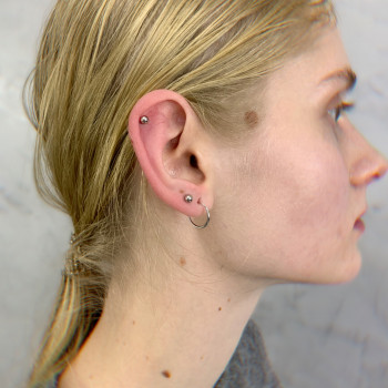 Прокол мочки уха (1)
                    Мастер по пирсингу Татьяна Мариуполь
