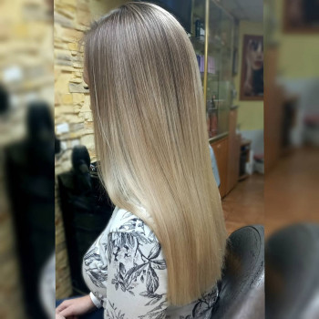 женская стрижка, выпрямление волос