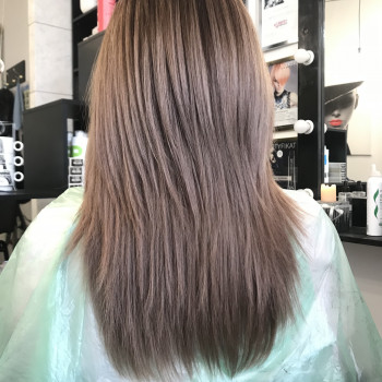 Окрашивание волос разной сложности
                    Парикмахер-модельер Наталья Запорожье