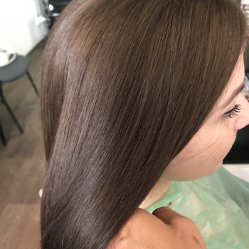 Окрашивание волос разной сложности
                    Парикмахер-модельер Наталья Запорожье