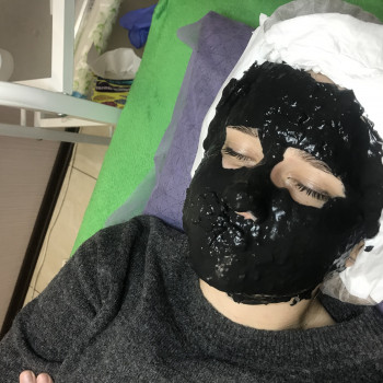 Альгинатная маска
                    Врач-косметолог Карина Харьков