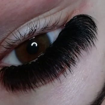 Наращивание ресниц
                    Лешмейкер Екатерина Николаев