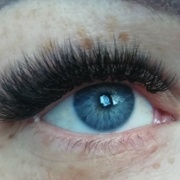 Наращивание ресниц
                    Лешмейкер Екатерина Николаев